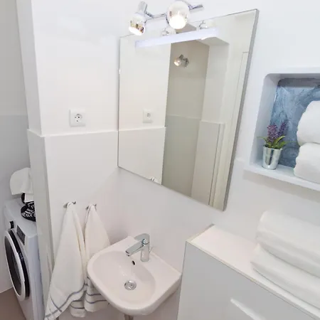 Apartman Bepo With Balcony - Free Parking Split