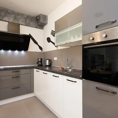 Bepo With Balcony - Free Parking * Split