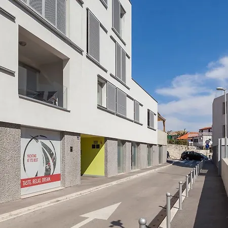 Bepo With Balcony - Free Parking *