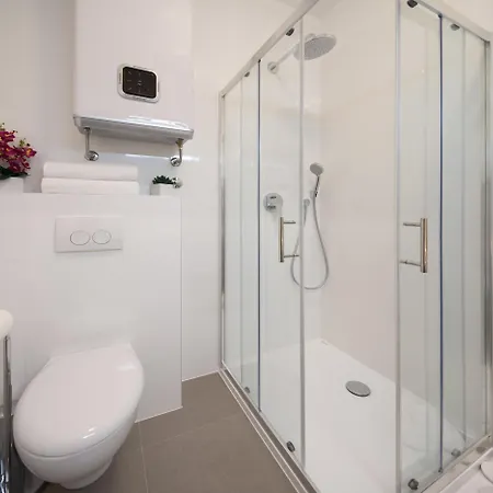 Bepo With Balcony - Free Parking *